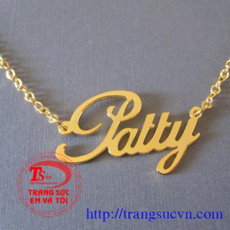 Đặt mặt dây chuyền chữ vàng tây, đặt mặt dây chữ vàng trắng, đặt mặt chữ vàng 10k, 12K,14k,18k theo yêu cầu