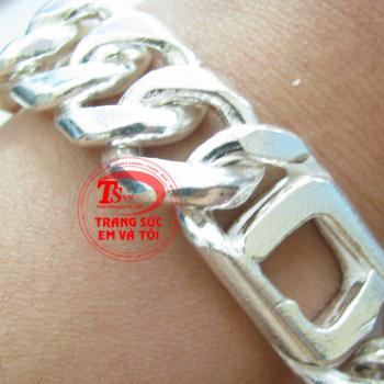 Lắc tay bạc to, lắc nam đẹp  Dài: 22,50 cm Rộng: 1,60 cm Tổng trọng lượng: 27,70 chỉ