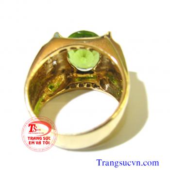 Nhẫn nam peridot đẹp,Giá nhan nam peridot dep Có giấy kiểm định® Nhẫn nam peridot đẹp bán nhan nam peridot dep toàn quốc Trang Sức Em và Tôi chuyên Trang sức Nam Nữ.Vàng bạc,quý,ngọc.Đặt hàng theo yêu cầu,Nhẫn nam,nhan nam,nhan vang tay,nhẫn vàng tây