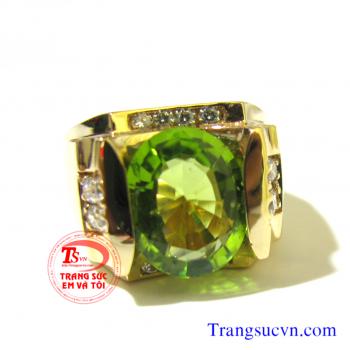Nhẫn nam peridot đẹp,Giá nhan nam peridot dep Có giấy kiểm định® Nhẫn nam peridot đẹp bán nhan nam peridot dep toàn quốc Trang Sức Em và Tôi chuyên Trang sức Nam Nữ.Vàng bạc,quý,ngọc.Đặt hàng theo yêu cầu,Nhẫn nam,nhan nam,nhan vang tay,nhẫn vàng tây