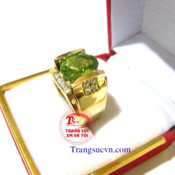 Nhẫn nam đá peridot,Giá nhan nam da peridot Có giấy kiểm định® Nhẫn nam đá peridot bán nhan nam da peridot toàn quốc Trang Sức Em và Tôi chuyên Trang sức Nam Nữ.Vàng bạc,quý,ngọc.Đặt hàng theo yêu cầu,Nhẫn nam,nhan nam,nhan vang tay,nhẫn vàng tây,nhẫn nam
