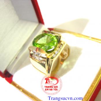 Nhẫn nam đá peridot,Giá nhan nam da peridot Có giấy kiểm định® Nhẫn nam đá peridot bán nhan nam da peridot toàn quốc Trang Sức Em và Tôi chuyên Trang sức Nam Nữ.Vàng bạc,quý,ngọc.Đặt hàng theo yêu cầu,Nhẫn nam,nhan nam,nhan vang tay,nhẫn vàng tây,nhẫn nam