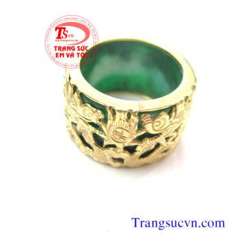 Nhẫn ngọc rồng chầu,Giá nhan ngoc rong chau Có giấy kiểm định® Nhẫn ngọc rồng chầu bán nhan ngoc rong chau toàn quốc Trang Sức Em và Tôi chuyên Trang sức Nam Nữ.Vàng bạc,quý,ngọc.Đặt hàng theo yêu cầu,Nhẫn ngọc rồng chầu,nhan ngoc rong chau, Bán Nhẫn.