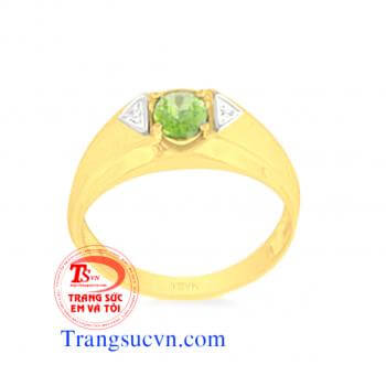 Nhẫn vàng tây peridot