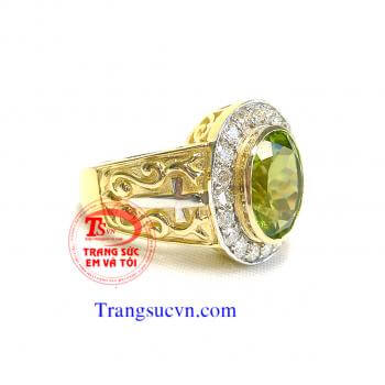 Nhẫn nam Peridot Thánh Giá