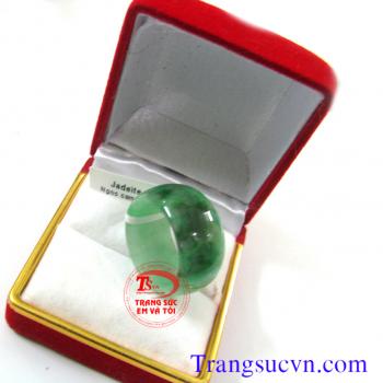 Bán Nhẫn Cẩm Thạch,giá nhan cam thach,có giấy kiểm định nhẫn cẩm thạch tốt nhất,xuất xứ:Myanam|Đặt nhẫn cẩm thạch theo yêu cầu,bọc vàng,bạc,hình,rồng,phụng..số,Nhẫn Cẩm Thạch,nhan,cam,thach,nhẫn,cẩm,thạch,nhẫn nữ,ngọc,đá,phỉ,thủy,ring,jadeite,ngoc jadeit