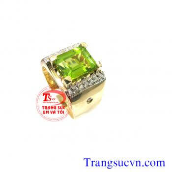 Nhẫn nam mệnh hỏa đá peridot thiên nhiên vàng 18k