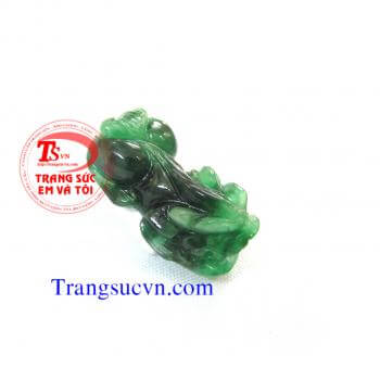 Tỳ hưu ngọc Jadeite thiên nhiên Tỳ hưu ngọc jadeite Tỳ hưu mặt dây chuyền nam ngọc phỉ thúy Tỳ hưu đá cẩm thạch nhiên nhiên Tỳ hưu ngọc cẩm thạch thiên nhiên  Tỳ hưu Jadeite  Chất liệu: Ngọc cẩm thạch nhiên nhiên ( Natural Jadeite)  Tỳ hưu cẩm thạch ( Tỳ