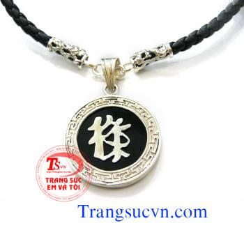 Mặt dây chuyền cộng mặt dây 1 Dây da bọc bạc hình rồng 1 Mặt dây chuyền bạc hình chữ Phúc Chất liệu chính: Bạc ta + Dây da. Sản phẩm bán toàn quốc - Thanh toán khi nhận hàng. Mặt dây chuyền cộng mặt dây
