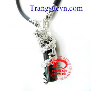 Trụ ngọc bọc rồng   Trọng lượng bạc: 5,5 chỉ  NGọc cẩm thạch thiên nhiên