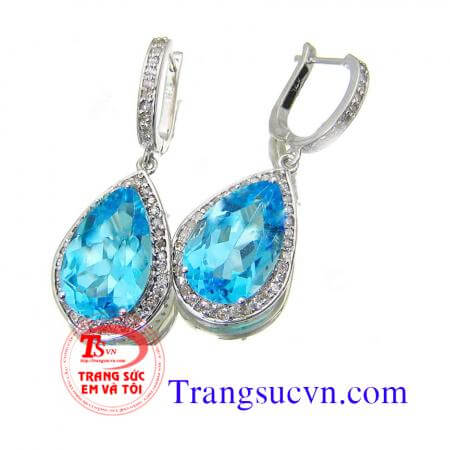 Vàng tây đá quý Hoa tai topaz vàng trắng Hoa tai đá topaz , Hoa tai vàng trắng Và gắn đá topaz thiên nhiên với màu xanh đầy ý nghĩa:  Hoa tai vàng trắng Topaz nhưng hiện nay trên thị trường đa số topaz có màu xanh do xử lý bằng phóng xạ phát triển vào   n