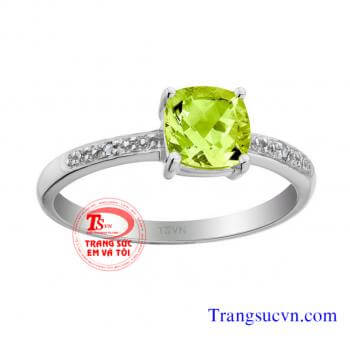 Nhẫn nữ vàng tây đá peridot