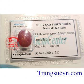 Star Ruby Natural-Ruby sao thiên nhiên  Ruby sao thiên nhiên   Xuất xứ: Lục Yên - Yên Bái - Việt Nam  Trọng lượng ruby sao: 13,35 Carat  Kích thước:  - Chiều dài: 15,50 mm - Chiều rộng: 12,00 mm - Chiều cao: 6,60 mm  Màu sắc: Đỏ tím  Độ tinh khiết: Mờ