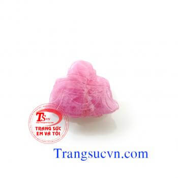 Phật Di Lặc ruby thiên nhiên   Phật di lặc được chế tác trên chất liệu đá ruby thiên nhiên   Phật di lặc trọng lượng: 3,150 Carat   Kích thước phật di lặc: ~ 25,20 x 21,50 / 7,00 mm   Hình dạng: Chạm khắc / Phật di lặc  Bán toàn quốc 