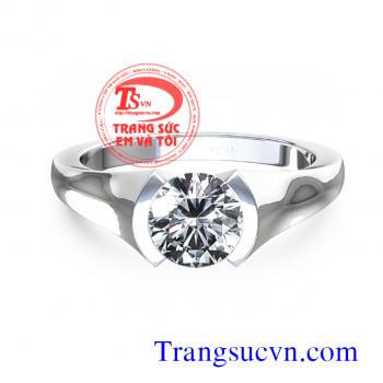 Nhẫn vàng trắng kim cương  Nhẫn nữ kim cương đính hôn Nhẫn đính hôn vàng trắng gắn đá kim cương   Nhẫn có kèm theo giấy kiểm định Kim cương   Giấy kiểm định vàng   Giấy bảo hành: 1 năm  Nhận đặt nhẫn đính hôn theo yêu cầu trên toàn quốc, đặt hàng online, 