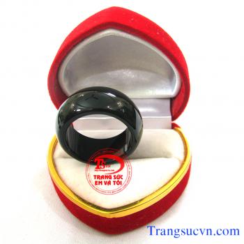 Bán Nhẫn mã não đen,giá nhan ma nao den,bán nhẫn mã não đen toàn quốc,thanh toán khi nhận nhan ma nao den tại nhà,nhẫn đá mã não đen phong thuỷ đem lại may mắn, phù hợp cho người mạng Thuỷ mạng Mộc,nhan ma não,nhẫn mã não
