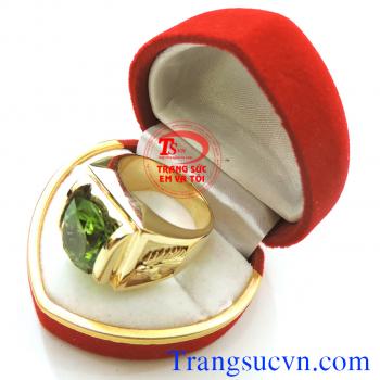 Bán Nhẫn nam peridot đầu ngựa và đặt Nhẫn nam peridot đầu ngựa theo yêu cầu có giấy kiểm định đá quý và vàng,bảo hành Nhẫn nam peridot đầu ngựa 1 năm