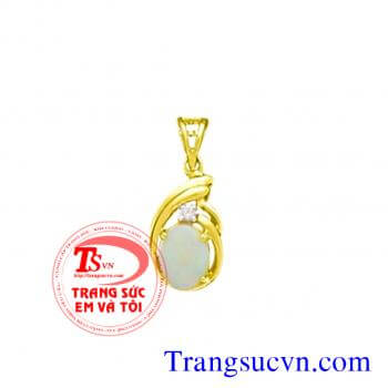 mat da quy opal,mat day opal,da opal quy,mat vang tay,opal tu nhien,gia opal,ban opal,co giay kiem dinh
