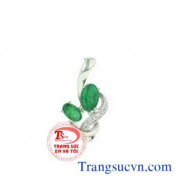 Bán Mặt ngọc lục bảo vàng tây mat day emerald,mặt dây ngọc lục bảo,măt emerald,mặt dây vàng trắng,mặt dây vàng tây,da quy menh hoa,ngoc luc bảo tu nhien có giấy kiểm định đá quý và vàng thiết kế trên máy 3D,giá tốt