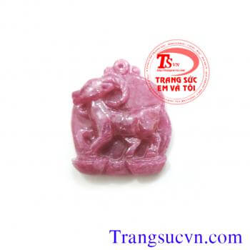 Mặt ruby tuổi mùi