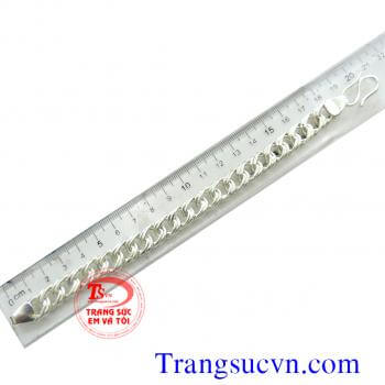 Lắc tay nam đẹp phong cách trẻ trung và trang trọng mang lại cho bạn vẻ đẹp và tránh gió an toàn cho sức khỏe.