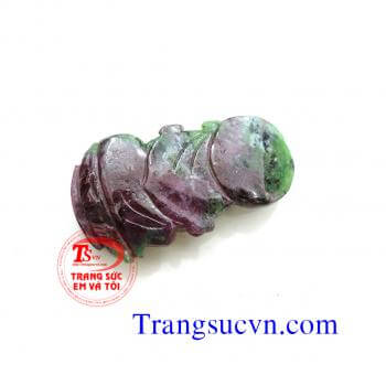 Phật Bà quan âm đá ruby xanh