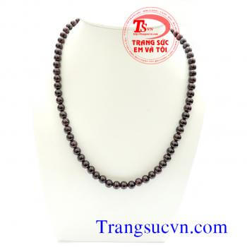 Vòng cổ ngọc hồng lựu