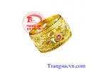 Nhẫn vàng tây rồng chầu ruby sao