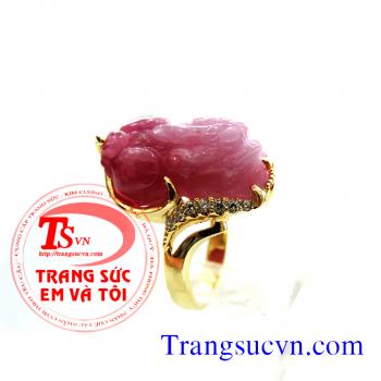 Nhẫn vàng tây gắn Tỳ hưu