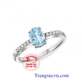 Nhẫn nữ vàng tây màu trắng gắn đá Aquamarine thiên nhiên