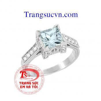 Nhẫn nữ vàng tây màu trắng gắn đá Aquamarine thiên nhiên