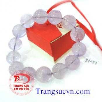 Chuỗi thạch anh tím  Tên sản phẩm: Chuỗi hạt vòng tay bằng đá  Tên đá quý: Thạch anh Tím Tím thiên nhiên ( Natural Amethyst)  Trọng lượng (Weight): 95,52 g  Kích thước đá (Size stone): 17 mm  Số lượng hạt: 14 hạt  Màu sắc (Color): Tím nhạt  Độ tinh khiết