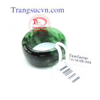 Nhẫn,Ngọc,Phỉ,Thúy,nhan,ngoc,phi,thuy,ngọc jadiet,nhan,ngọc,nam,jade,đá,quý,phong,thủy,thiên,nhiên,đá,quý,tự,nhien/Có giấy kiểm định: Đảm bảo chất lượng,Hàng cao cấp