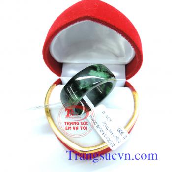 Nhẫn ngọc đá quý Nhẫn,Ngọc,Phỉ,Thúy,nhan,ngoc,phi,thuy,ngọc jadiet,nhan,ngọc,nam,jade,đá,quý,phong,thủy,thiên,nhiên,đá,quý,tự,nhien/Có giấy kiểm định: Đảm bảo chất lượng,Hàng cao cấp