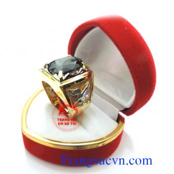 Nhẫn vàng 18k saphir đen đẹp