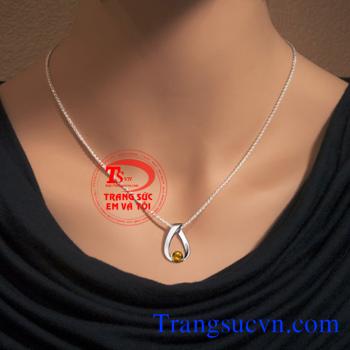 Mặt dây chuyền đá thạch anh vàng