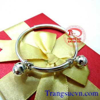 Lắc bạc trẻ em đẹp