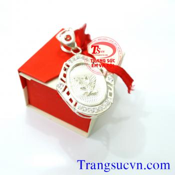 Mặt dây chuyền bạc