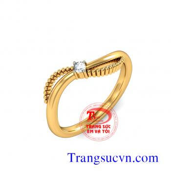 Nhẫn kim cương vàng tây