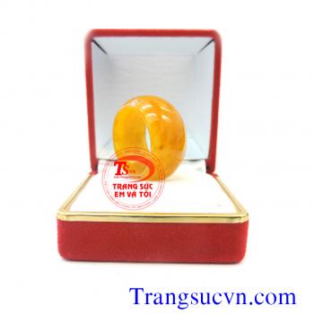 Nhẫn ngọc cẩm thạch màu vàng,nhẫn ngọc ngón cái,nhẫn ngọc vàng,nhẫn đá màu vàng,nhẫn đeo ngón trỏ,nhẫn nam ngọc đẹp,nhẫn giá tốt,nhan jadeite, nhẫn nam,nhẫn vàng,nhẫn theo mệnh