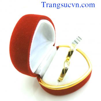 Nhẫn cưới giá rẻ