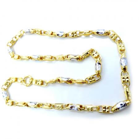 Dây chuyền nam vàng 10k được thiết kế với phong cách nam tính, mạnh mẽ.