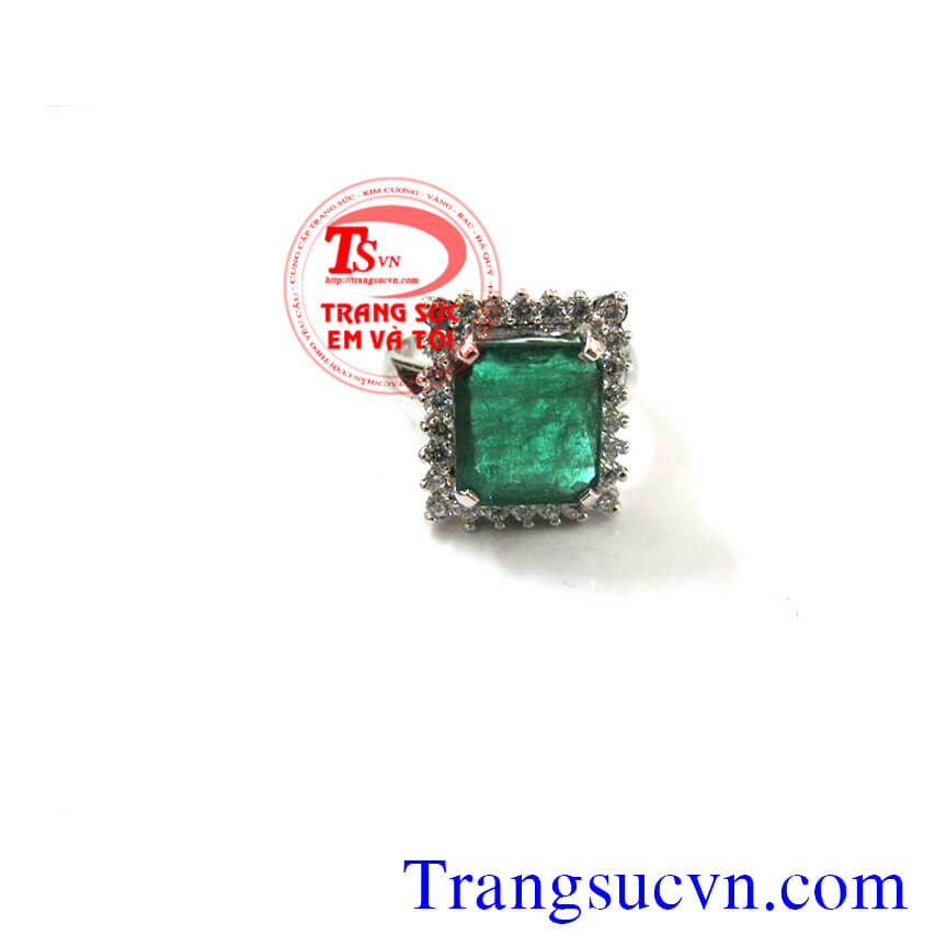 Trang Sức bộ Emerald đẹp tôn lên vẻ quý phái, sang trọng cho người đeo, giao hàng trên toàn quốc.