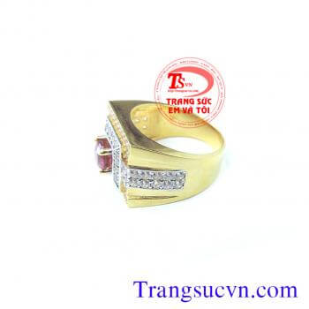 Nhẫn nam ruby đẹp mang lại nhiều may mắn