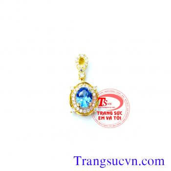Mặt dây chuyền topaz