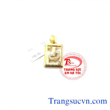 Mặt dây chuyền vàng