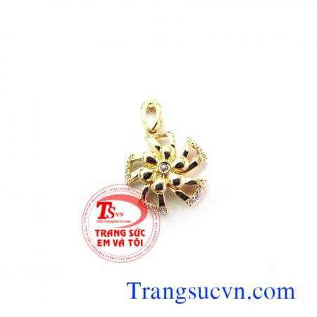 Mặt dây chuyền vàng