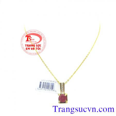 Mặt dây chuyền ruby