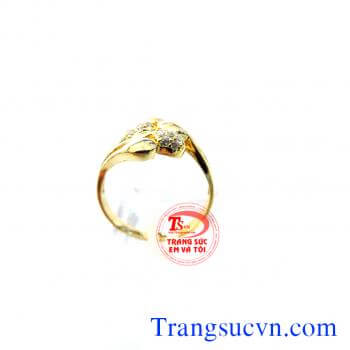 Nhẫn nữ vàng tây nữ