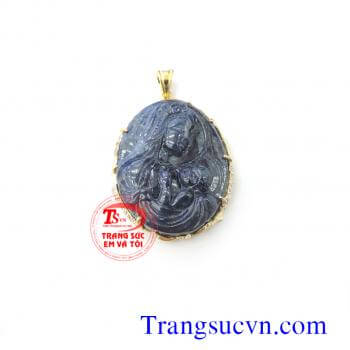 Mặt Đức Mẹ bế Chúa Con